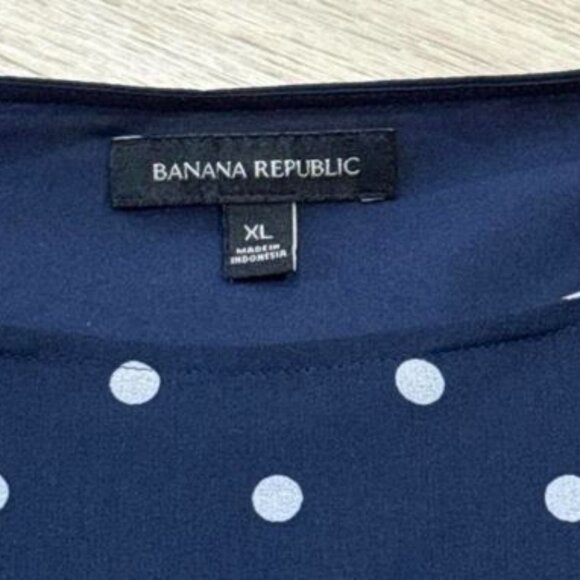Banana Republic Women's Navy and Blue Blouse - Picture 2 of 2
